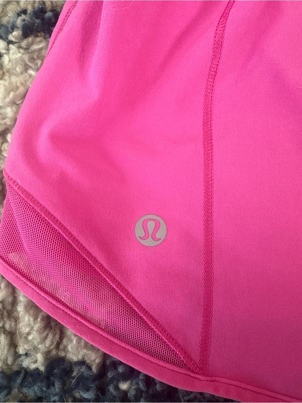 Lululemon Hotty Hot LR 4” Lined Shorts – Hot Pink – Size 4 - Picture 3 of 5